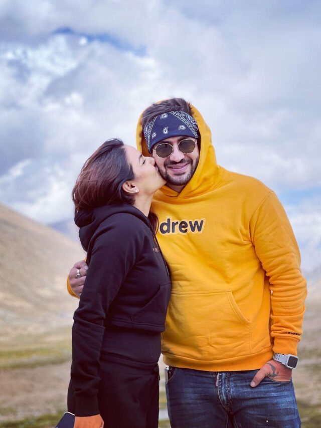Jasmin Bhasin with Boyfriend Aly Goni